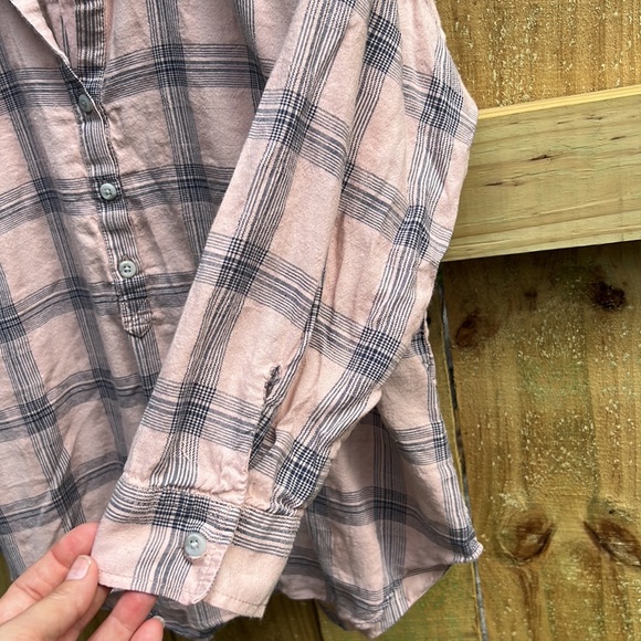 Lucky Brand top - Picture 4 of 9